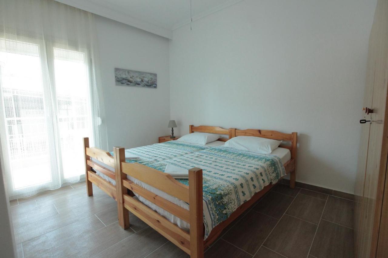 Apartment Chrisandro Nea Kallikrateia Exteriör bild